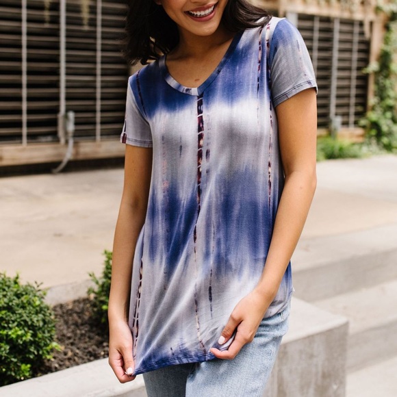 Bamboo Blues Tie Dye Top - Picture 11 of 12